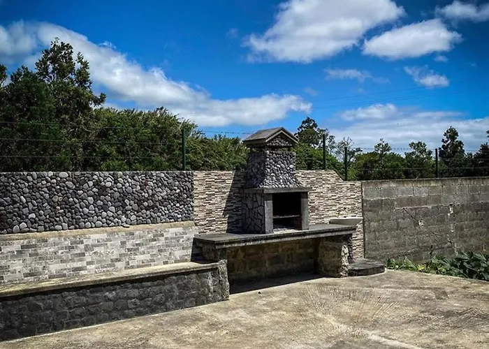 Arco's 1 * Πόντα Ντελγκάντα